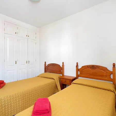 Isla 4 شقة سان إيسيذرو